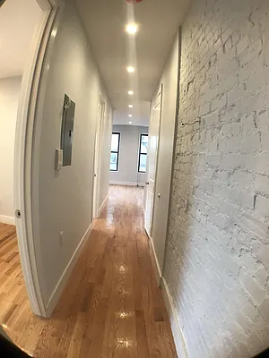 Rented by Lang Realty LLC | media 9