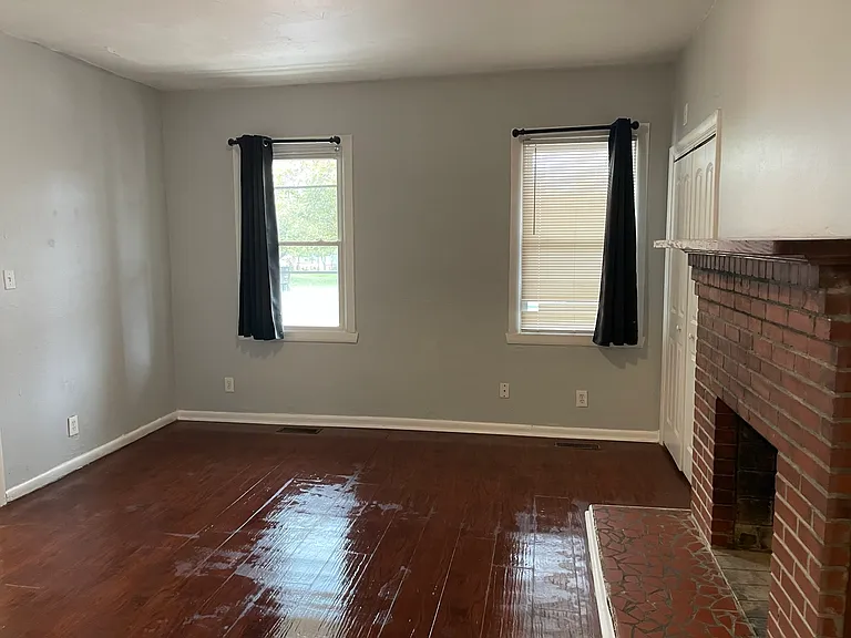 713 Dinwiddie St #A — Photo 25