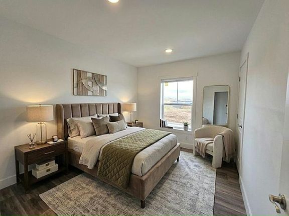 4th image of 515 Walleye Rd #205
