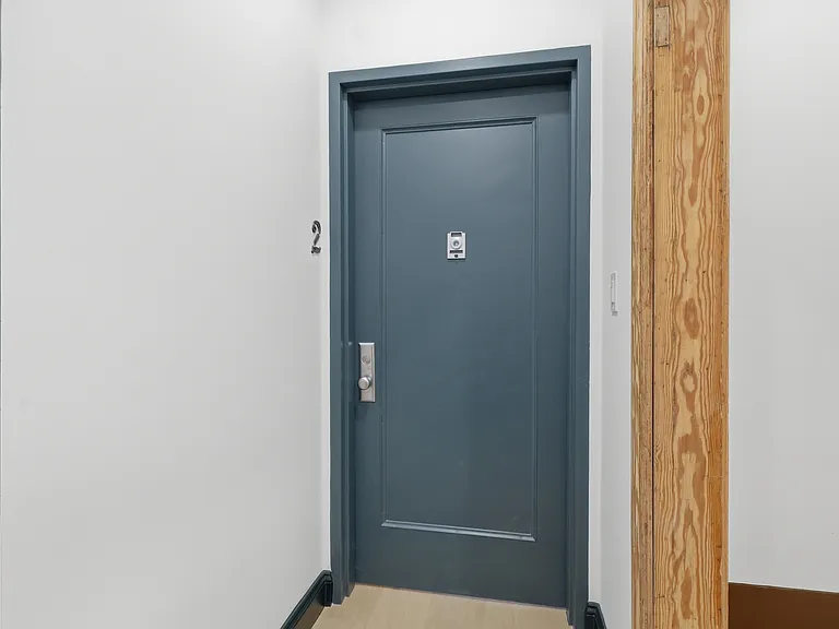 201 Main St #2 — Photo 16