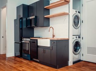 293 Adelphi St #1, Brooklyn, NY 11205