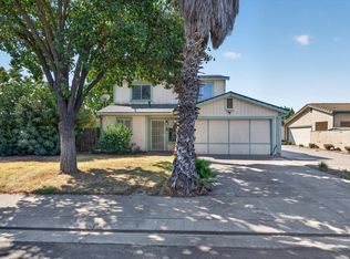 824 Saint Helena Pl, Modesto, CA 95356