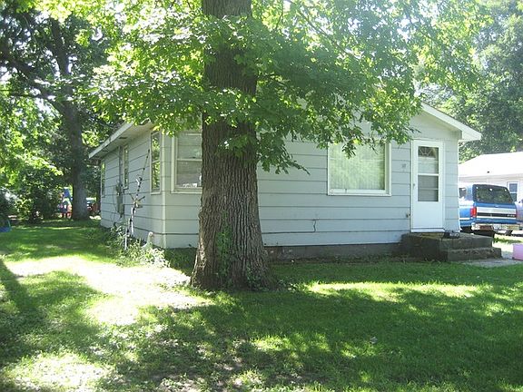 2nd image of 35354 Washington St