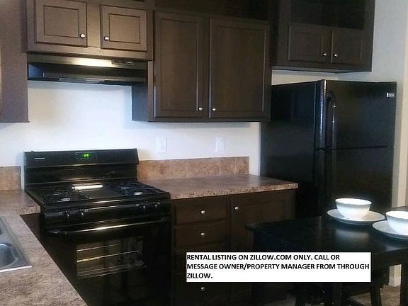 4th image of 290 Valerie Ln