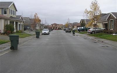 3rd image of 1253 Tavistock Ln