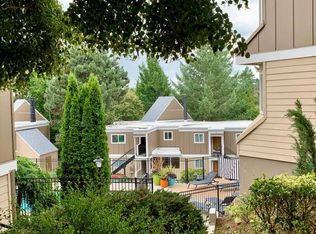 West Slope Terrace, Portland, OR 97225