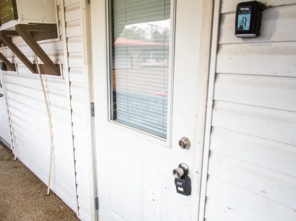 707 W Race St #1, Kingston, TN 37763