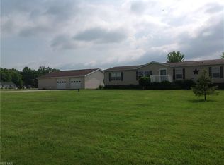 10435 Bandy Rd, North Benton, OH 44449