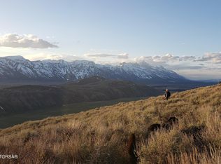 975 W Saddle Butte Dr, Jackson, WY 83001