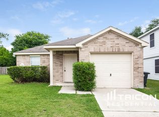 5746 Gasser Ln, Houston, TX 77085