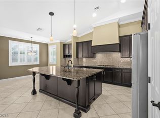 956 Rue Grand Paradis Ln, Henderson, NV 89011