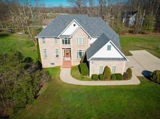 422 Sunset Ln, Morehead, KY 40351