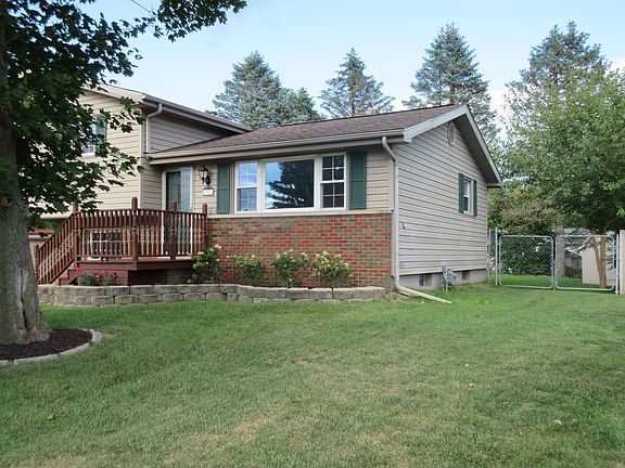 2nd image of 705 Belaire Dr