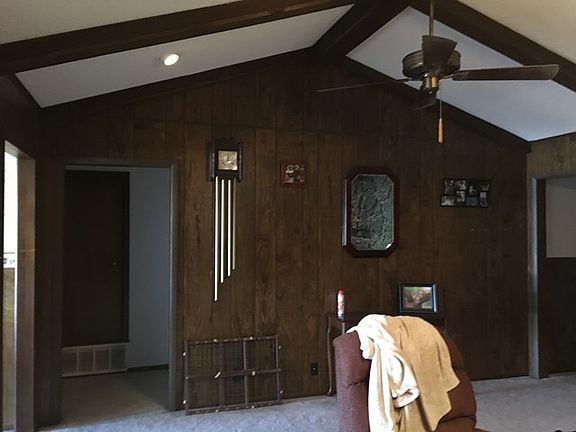 5th image of 1023 E 18th St
