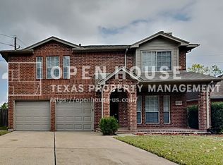 10834 Glenora Dr, Houston, TX 77065