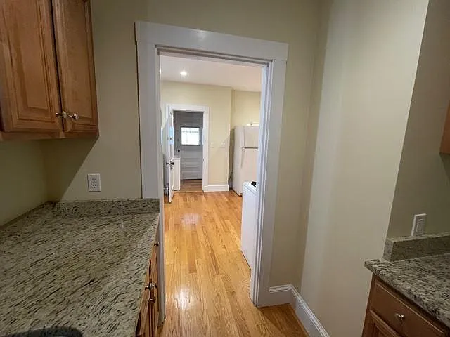 98 Winsor Ave #1 — Photo 8