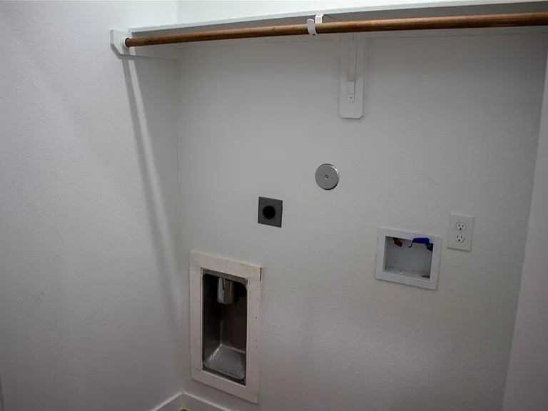 106 Runnels St #B — Photo 30