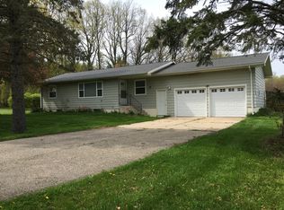 3043 Johnson Rd, Stevensville, MI 49127