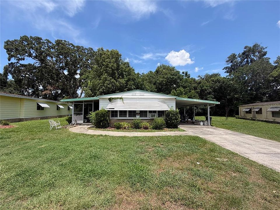 1st image of 3209 SE 39TH AVENUE