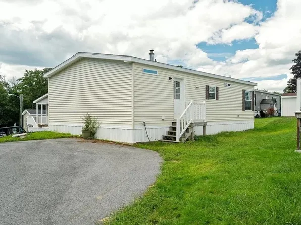 8 Aster Drive, Tilton, NH 03276