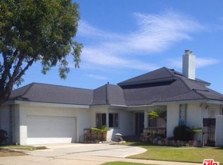 4566 Don Felipe Dr, Los Angeles, CA 90008
