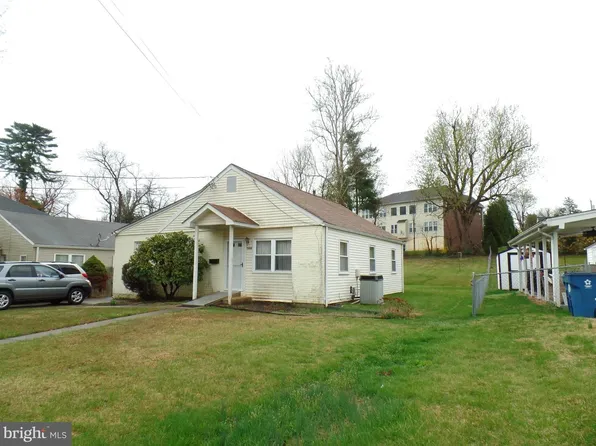 7403 Paxton Rd, Falls Church, VA 22043