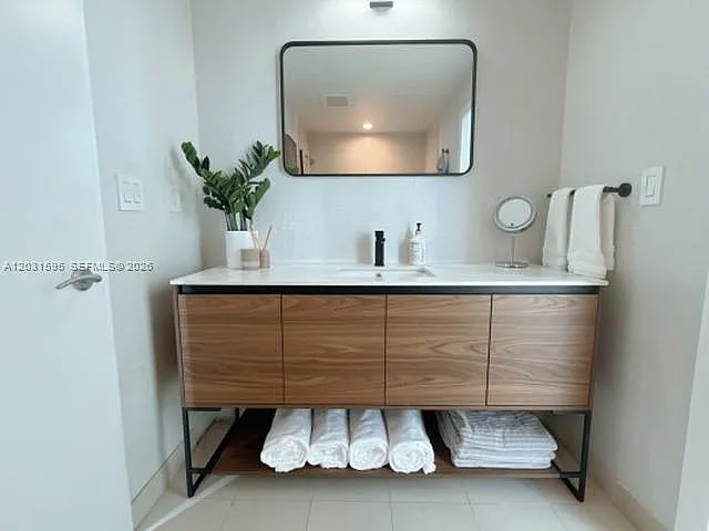 3029 NE 188th St #822 — Photo 35