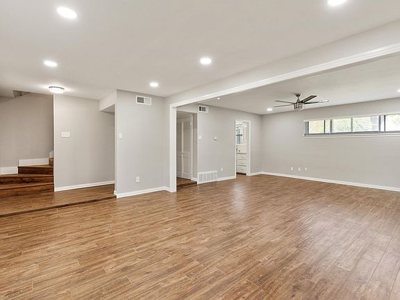 4th image of 3309 Bobbie Ln