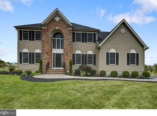 7 French Dr, Hillsborough, NJ 08844