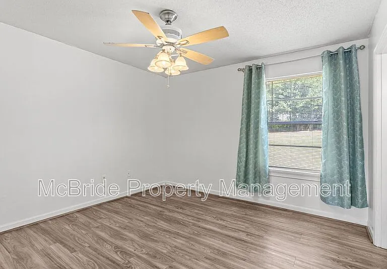 3615 Goldfinch Dr — Photo 20