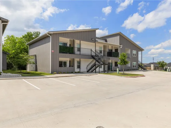 1326 Prairie Dr #113, Bryan, TX 77803