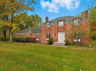 11710 Butternut Rd, Chardon, OH 44024