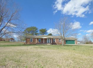 1656 Bogard Ln, Mount Washington, KY 40047