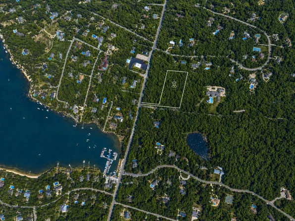 1224 Noyack Rd, Southampton, NY 11968