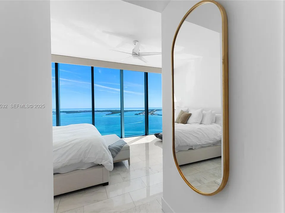 1451 Brickell Ave #4002