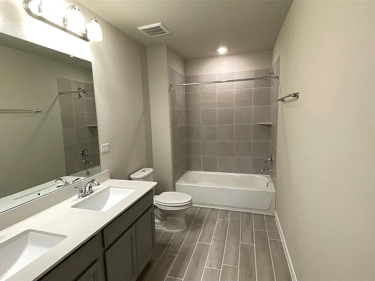 7059 Silverleaf Oak St — Photo 22