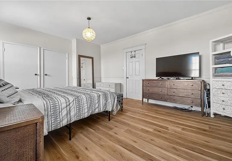 840 Kewanna Ave — Photo 18