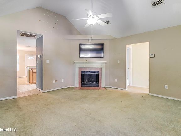 2nd image of 10346 Cottage Ct