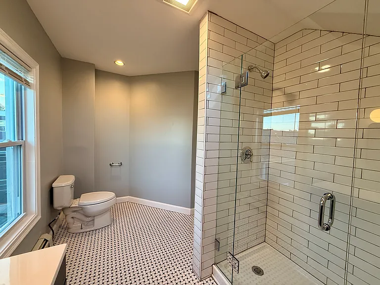 17 Amy St #3F — Photo 5