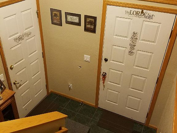 2nd image of 200 Wadsworth Dr