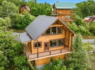 2251 Fox Berry Way, Sevierville, TN 37876