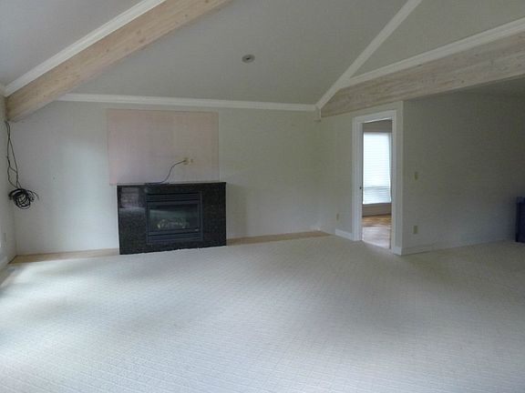 5th image of 6545 Troon Ln SE