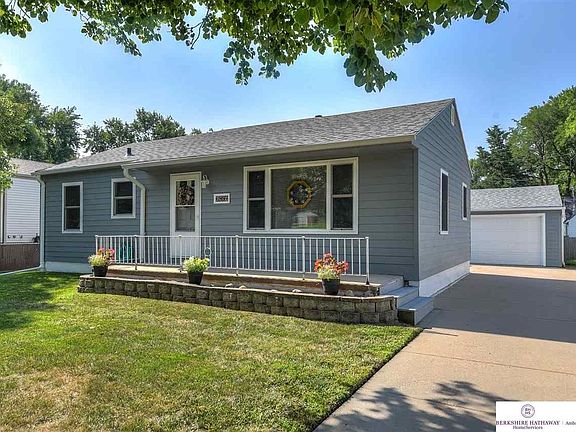 2nd image of 6837 Mayberry St