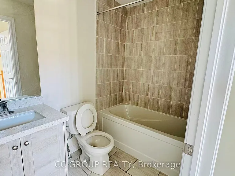 1032 Crowsnest Holw — Photo 10