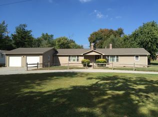 619 E Morton St, Oakland City, IN 47660