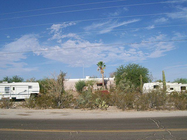 1st image of 13889 E Warren Dr