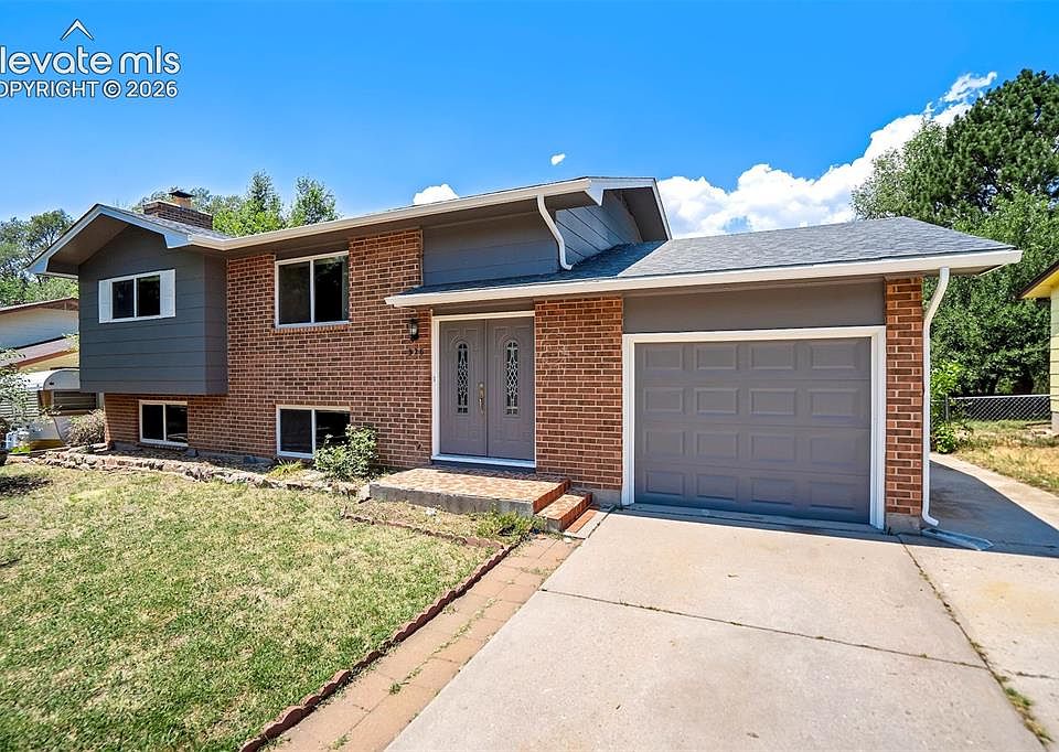 1st image of 326 Cielo Vista St