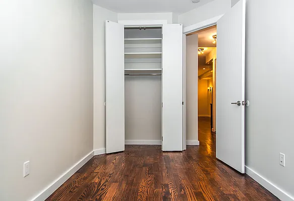 Rented by Nooklyn NYC LLC | media 61