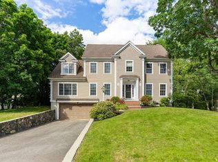 99 Blake Rd, Lexington, MA 02420