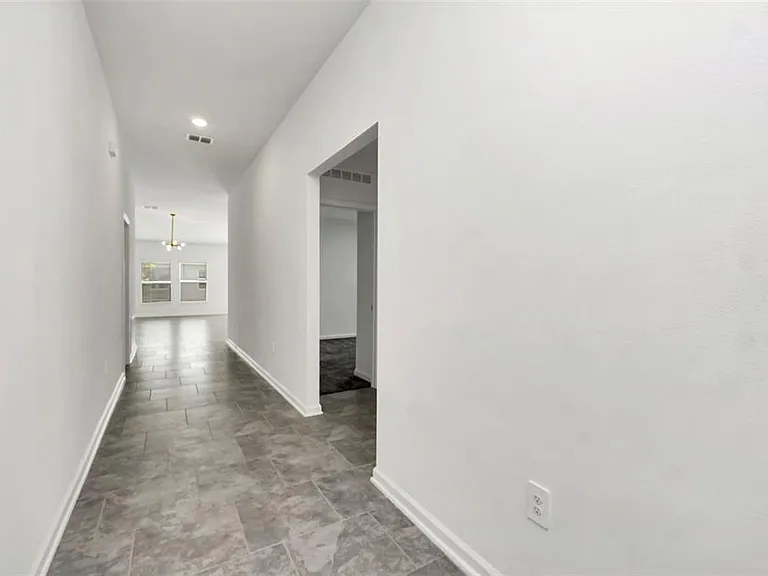 243 Hayley St — Photo 24